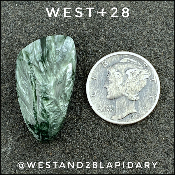 #6H21 - Seraphinite